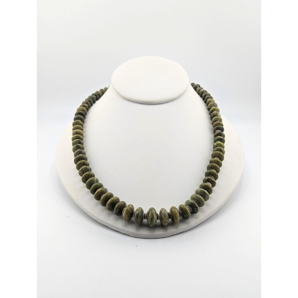 Navajo Gaspeite Graduated Beaded Pullover Necklace‎ w/ Pen Shell Heishi **
